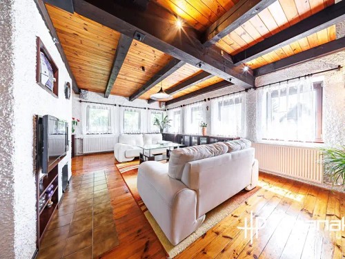 Prodej domu 277 m², pozemek 3924 m²