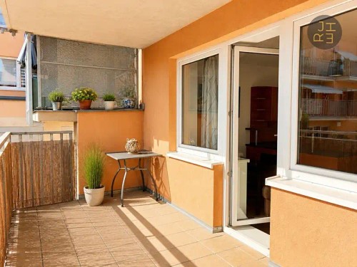 Prodej bytu 2+kk 64 m²
