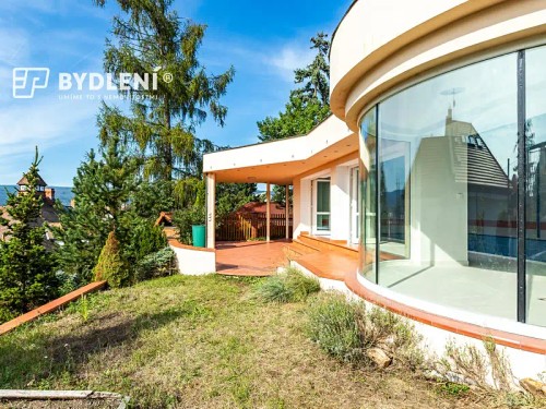 Prodej domu 382 m², pozemek 747 m²