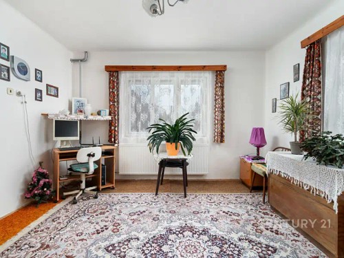 Prodej domu 221 m², pozemek 293 m²