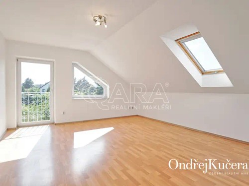Prodej domu 435 m², pozemek 1865 m²