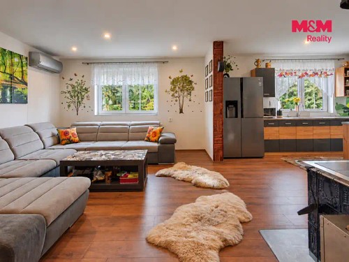 Prodej domu 98 m², pozemek 2933 m²