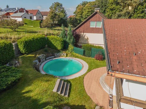 Prodej domu 331 m², pozemek 1512 m²