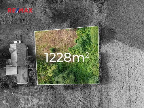 Prodej stavebního pozemku 1228 m²