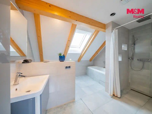 Prodej domu 169 m², pozemek 1807 m²