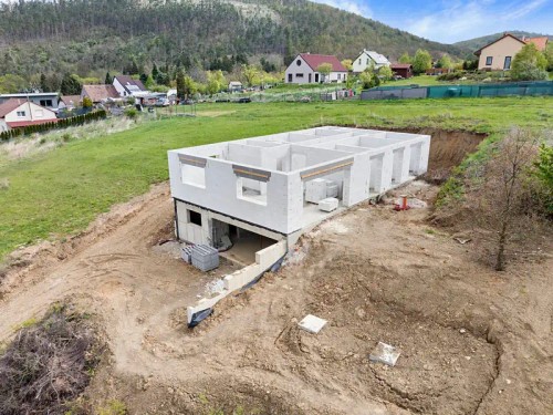 Prodej domu 180 m², pozemek 1002 m²