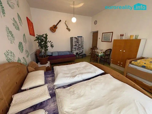 Prodej domu 450 m², pozemek 1562 m²