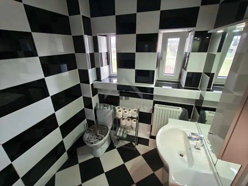 Prodej domu 450 m², pozemek 648 m²