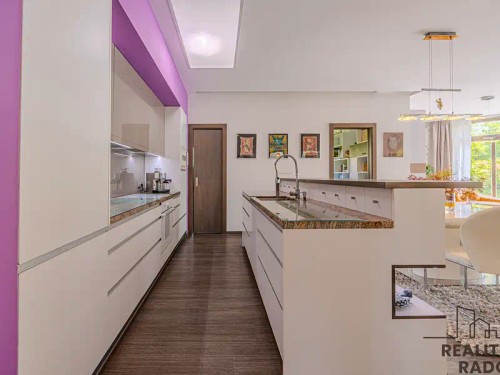 Prodej domu 206 m², pozemek 1201 m²