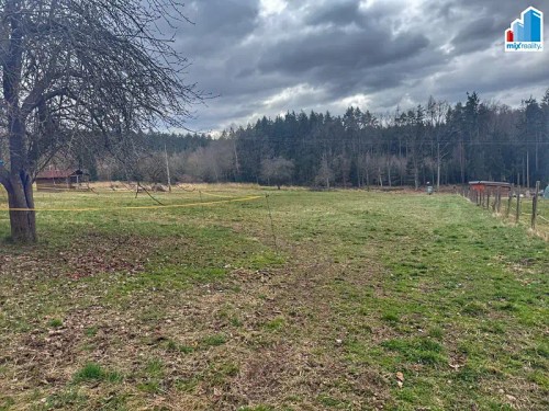 Prodej stavebního pozemku 2036 m²