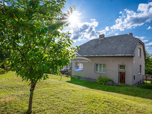 Prodej domu 100 m², pozemek 865 m²