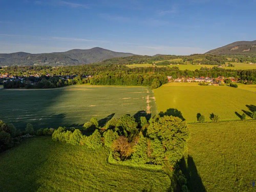 Prodej stavebního pozemku 2092 m²
