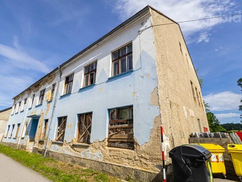 Prodej domu 1156 m², pozemek 578 m²