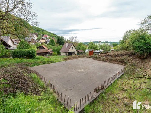 Prodej stavebního pozemku 1224 m²