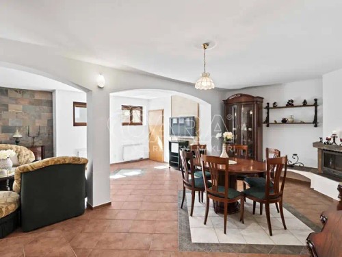 Prodaný dům 387 m², pozemek 1748 m²