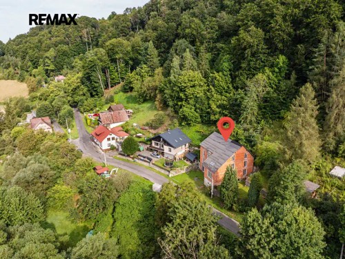 Prodej domu 533 m², pozemek 2105 m²