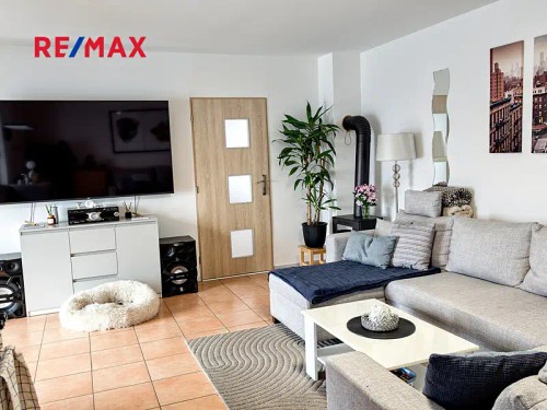 Prodej domu 343 m², pozemek 800 m²