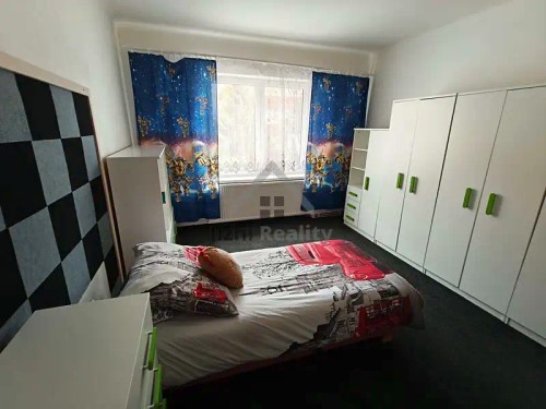 Prodej domu 450 m², pozemek 648 m²