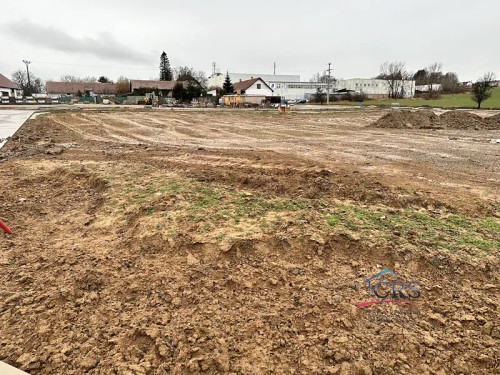 Prodej stavebního pozemku 716 m²