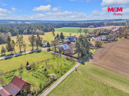 Prodej stavebního pozemku 1095 m²