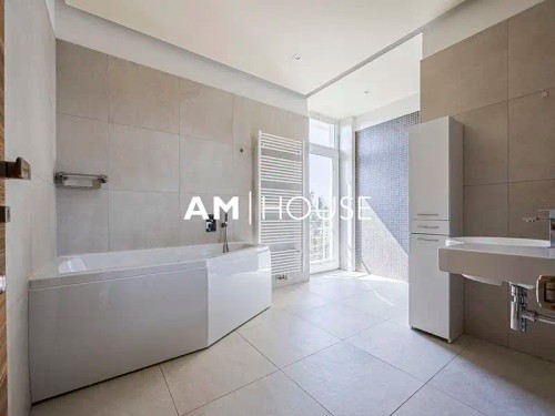 Prodej domu 330 m², pozemek 1277 m²