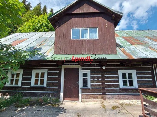 Prodej chalupy 303 m², pozemek 303 m²