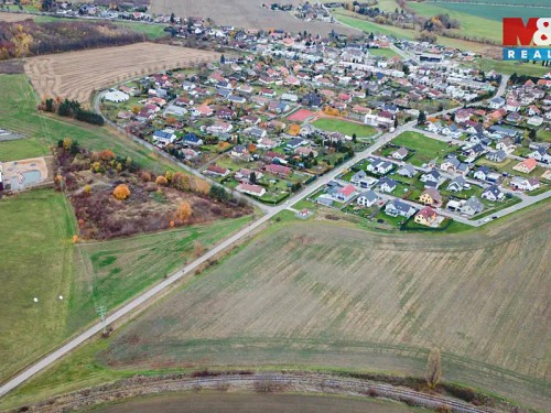 Prodej stavebního pozemku 4843 m²