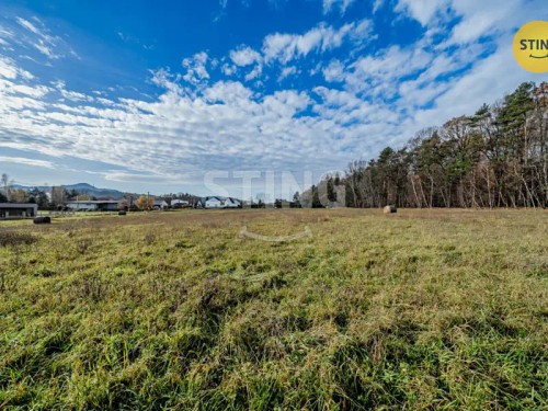 Prodej stavebního pozemku 1000 m²
