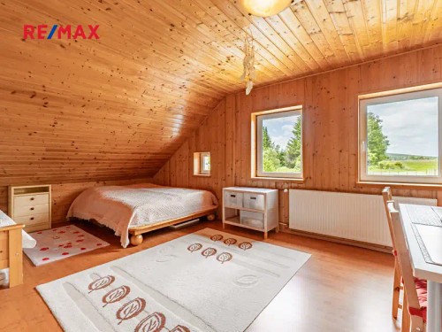 Prodej domu 328 m², pozemek 758 m²