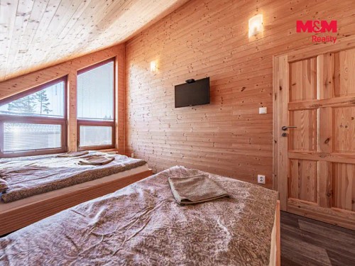 Prodej chaty 90 m², pozemek 57 m²