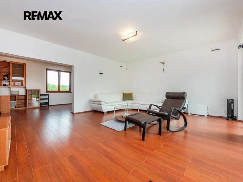 Prodej domu 300 m², pozemek 652 m²