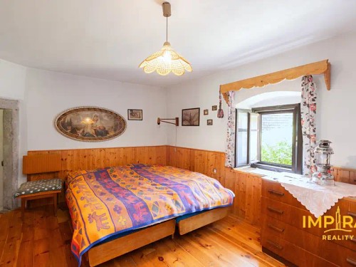 Prodej domu 300 m², pozemek 2937 m²