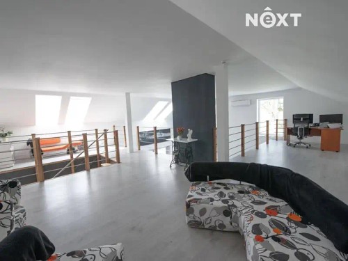 Prodej domu 263 m², pozemek 38000 m²