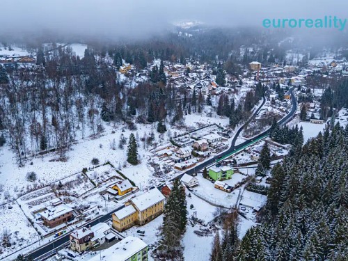 Prodej stavebního pozemku 1000 m²