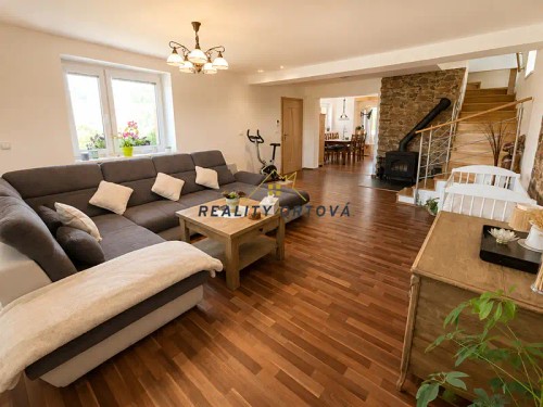 Prodej zemědělské usedlosti 166 m², pozemek 2688 m²