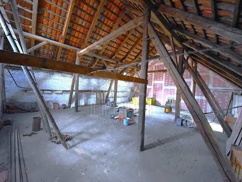 Prodej domu 454 m², pozemek 164 m²
