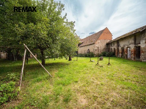 Prodej domu 300 m², pozemek 1898 m²