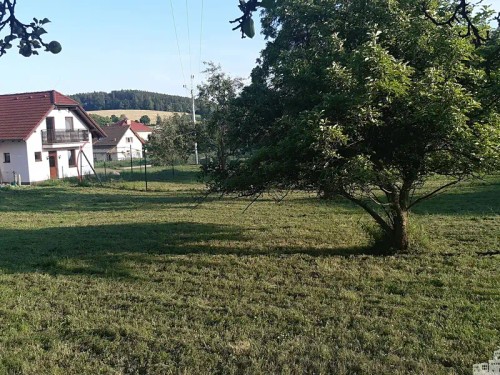 Prodej stavebního pozemku 1747 m²