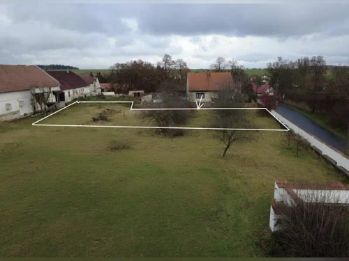 Prodej stavebního pozemku 1026 m²