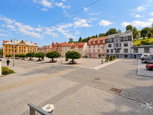 Prodej domu 932 m², pozemek 1353 m²