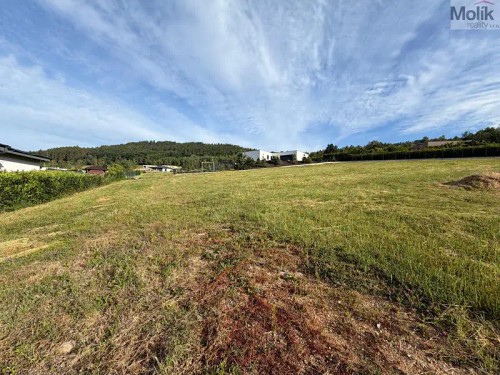 Prodej stavebního pozemku 1009 m²