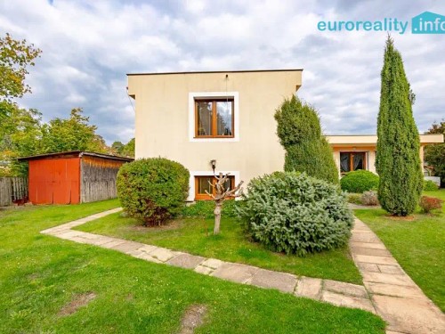 Prodej domu 196 m², pozemek 2259 m²