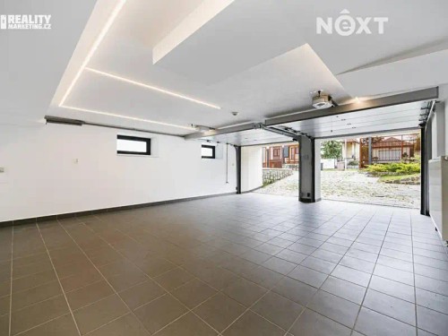 Prodej vily 420 m², pozemek 797 m²