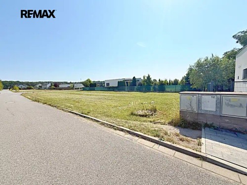 Prodej stavebního pozemku 893 m²