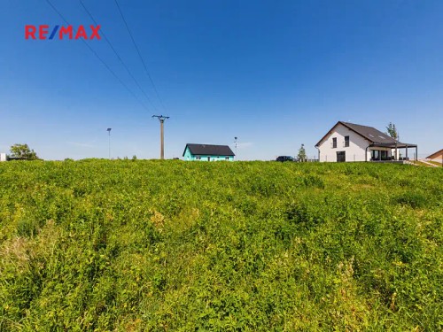 Prodej stavebního pozemku 3036 m²