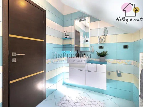 Prodej domu 354 m², pozemek 899 m²