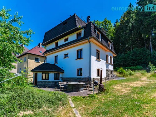 Prodej domu 210 m², pozemek 1068 m²
