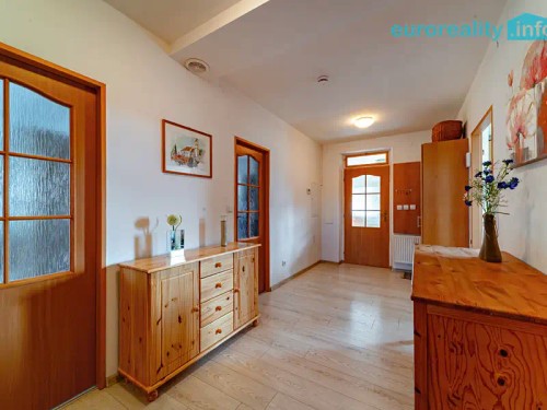 Prodej domu 164 m², pozemek 1748 m²