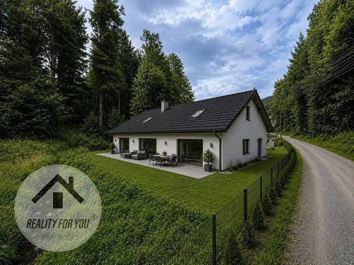 Prodej stavebního pozemku 2000 m²