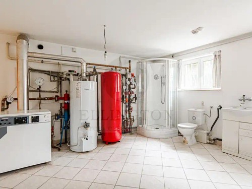 Prodej domu 715 m², pozemek 894 m²